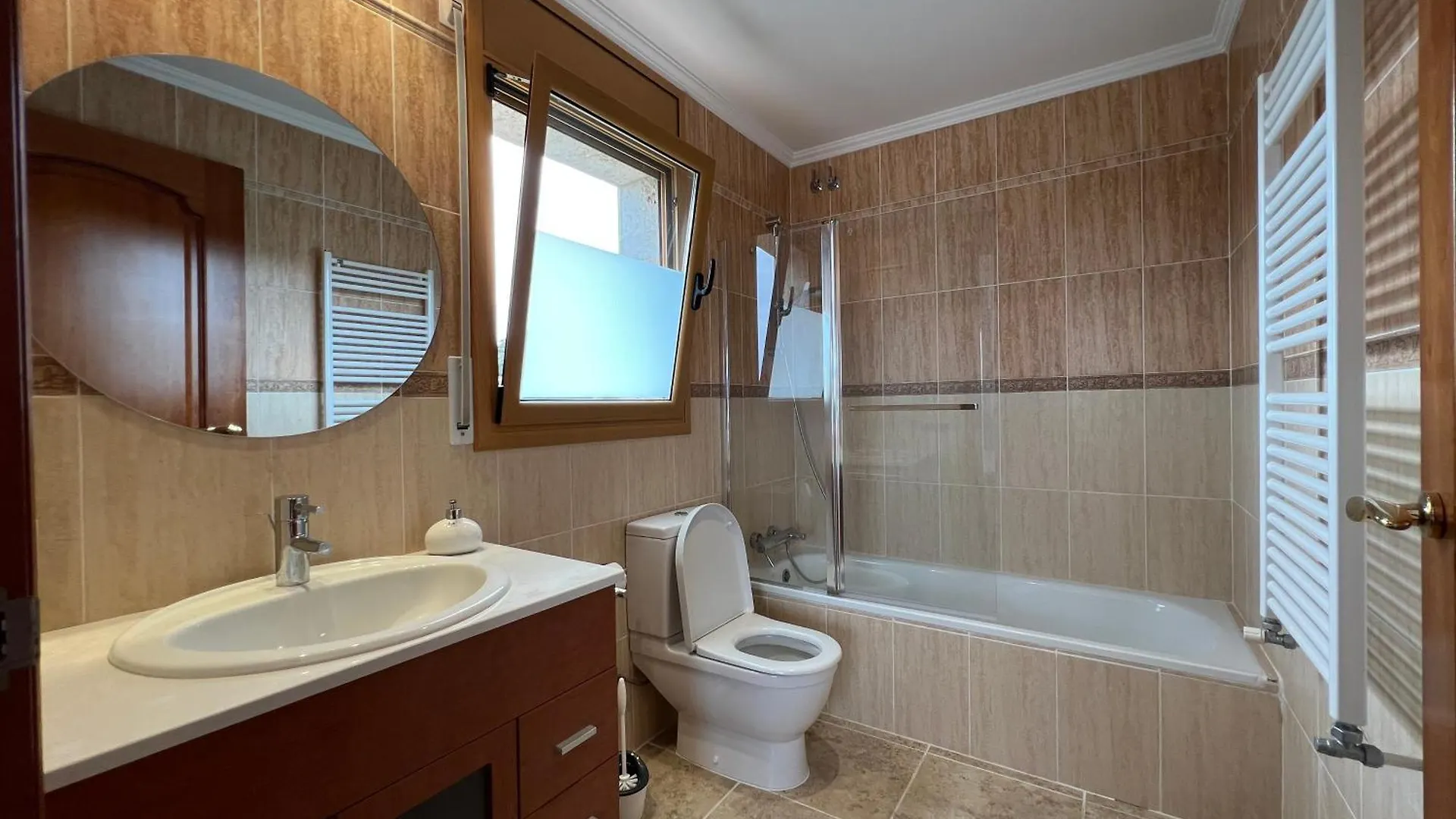 빌라 Casa Mas Cabanas Con Piscina Infinita Con Playa 칼론제