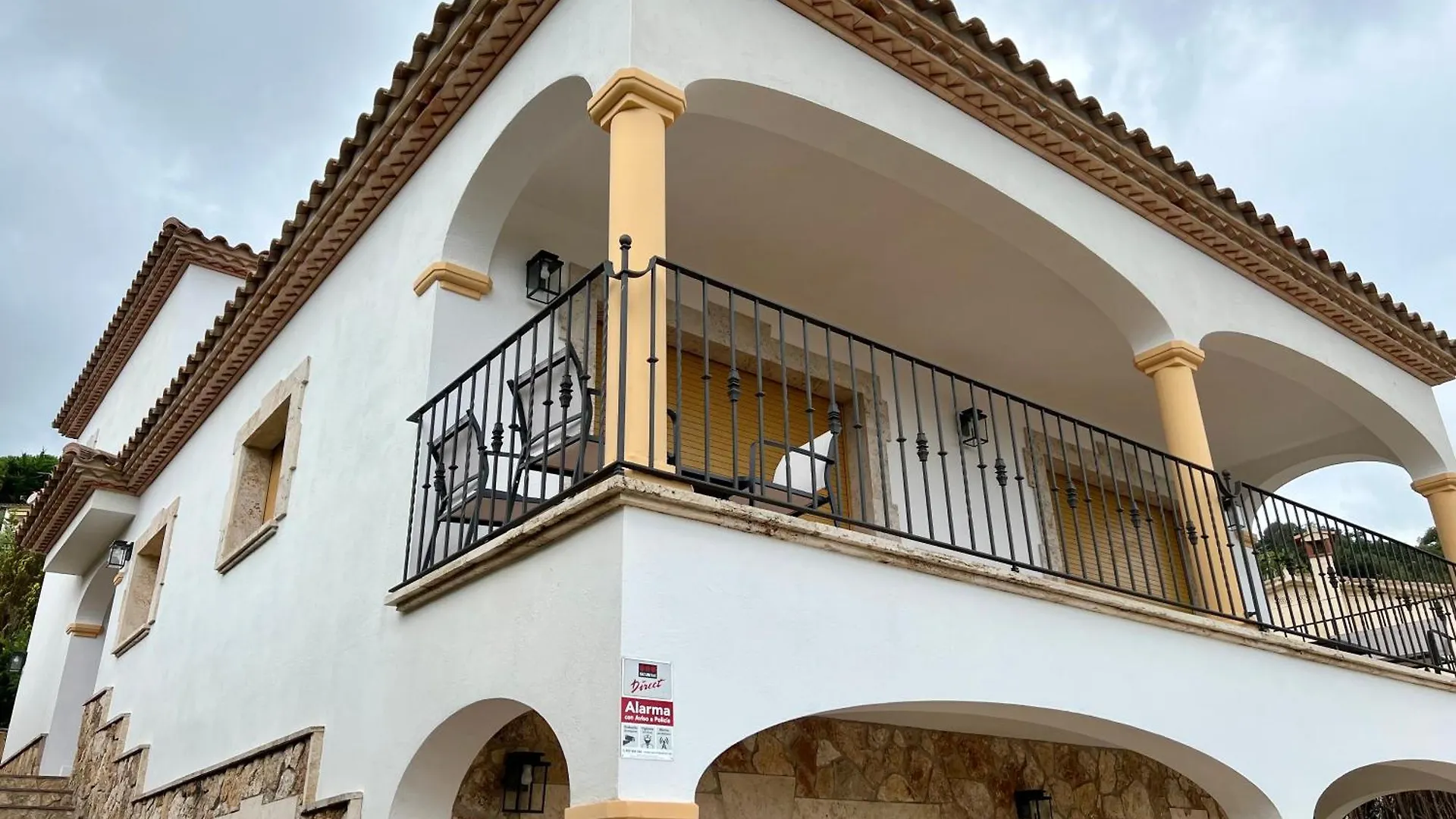 Casa Mas Cabanas Con Piscina Infinita Con Playa 칼론제